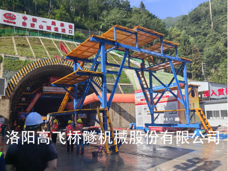 詳解襯砌臺(tái)車的驅(qū)動(dòng)方式和動(dòng)力來(lái)源